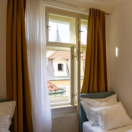 Michalska By Old Town Square Apartment