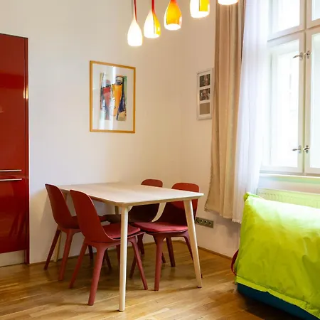 Apartment Michalska By Old Town Square *